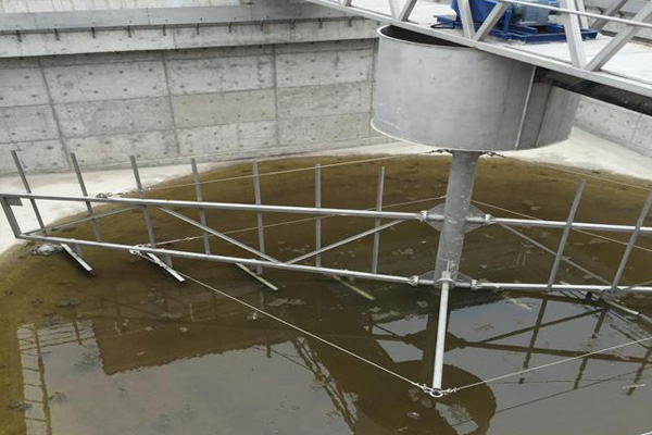 半橋周邊刮泥機 半橋周邊刮泥機